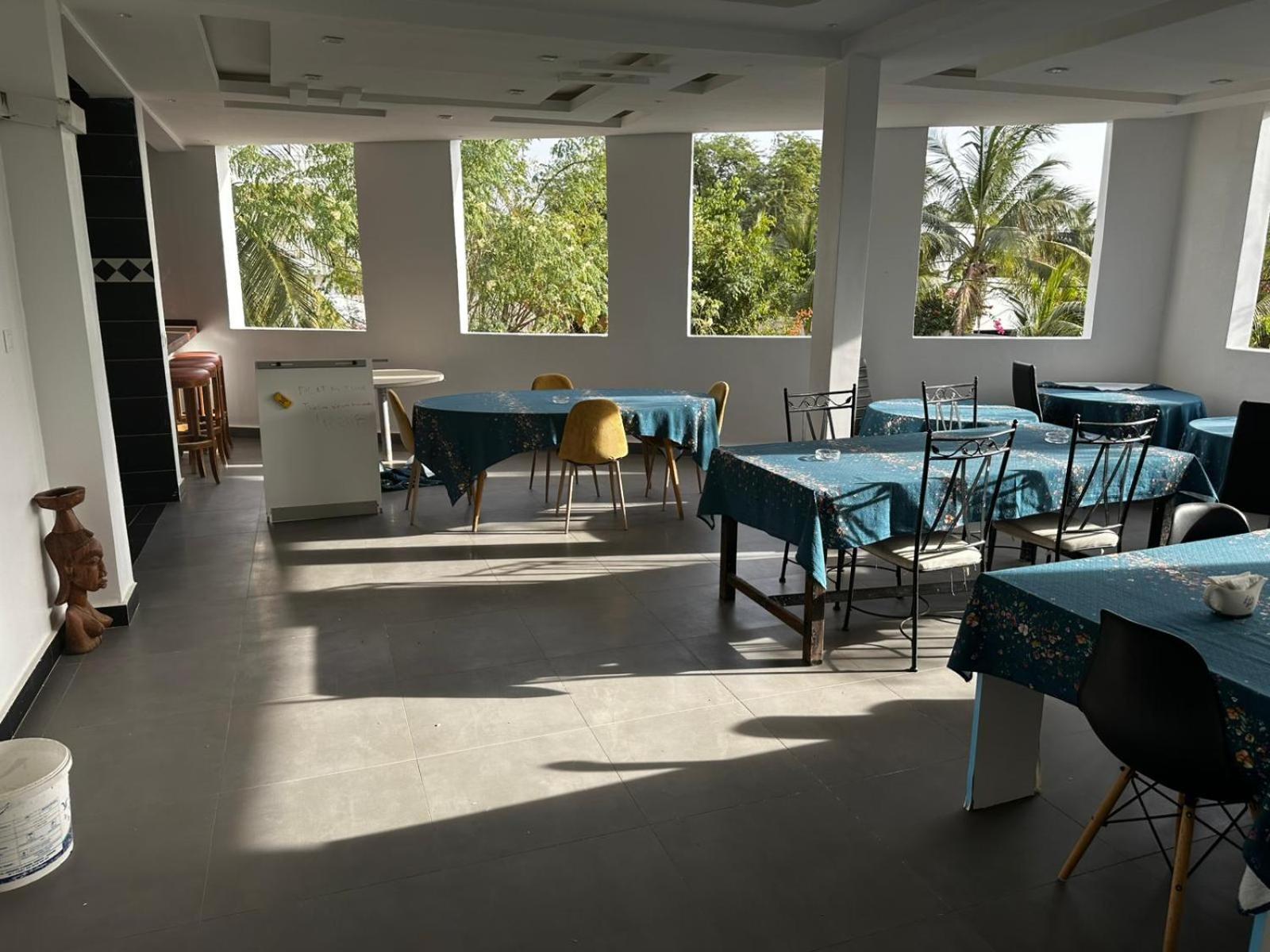 Chambres D'Hotes Villa Luciana Saly Exterior foto